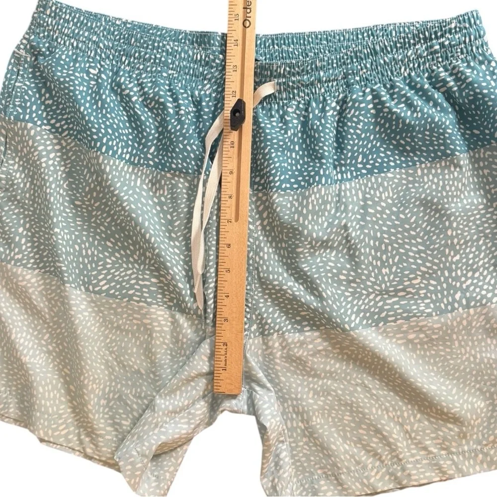 Chubbies Mens Swim Trunks Classic XXL The Whale Sharks Blue‎ Board Shorts Beach